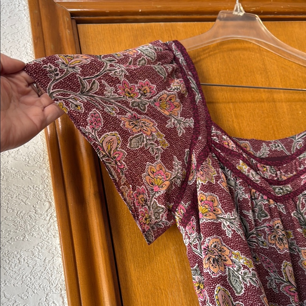 LOFT Floral Burgundy Women's Top - Picture 2 of 5